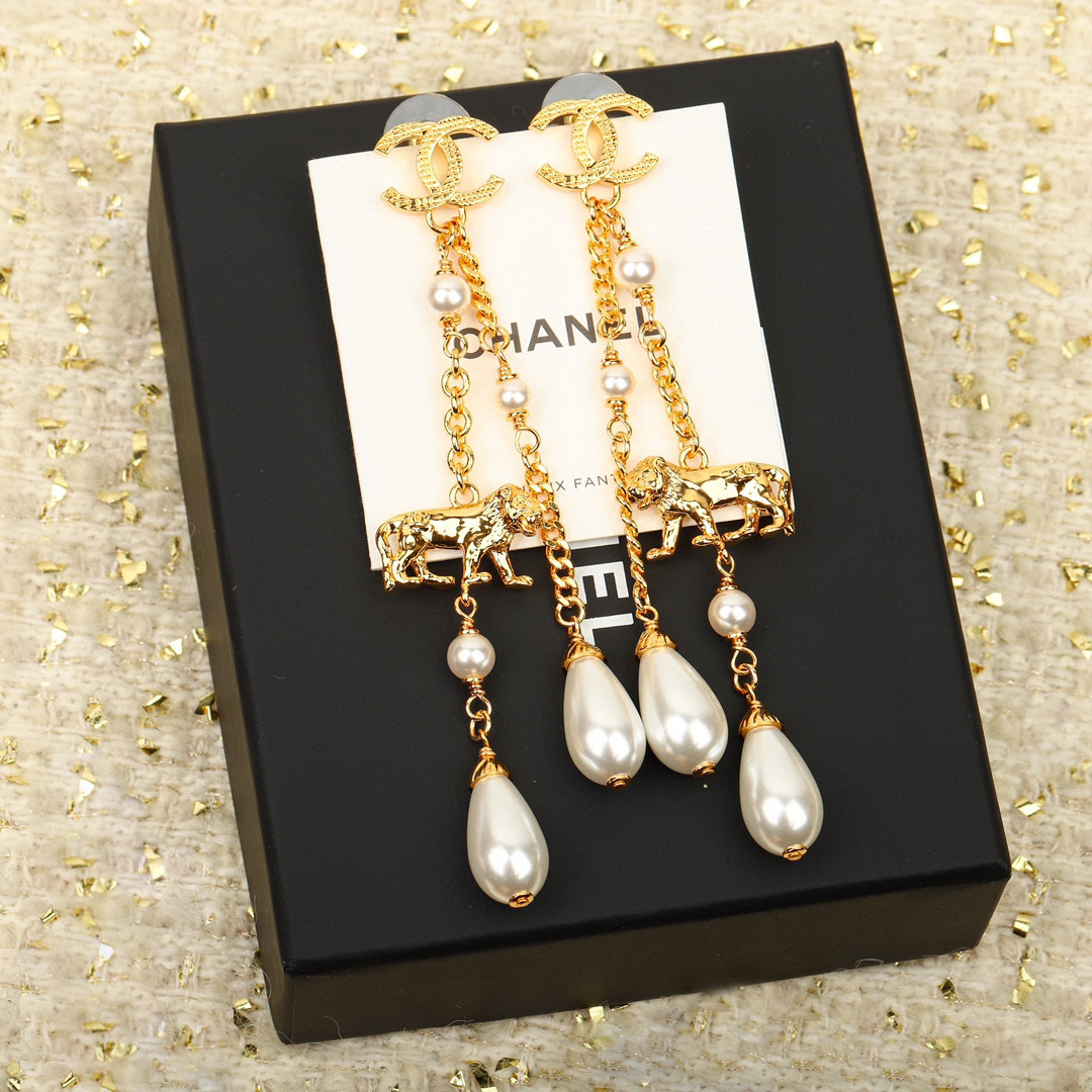 CCE741 CC vintage gold lion drop earrings - ccjewelryacc