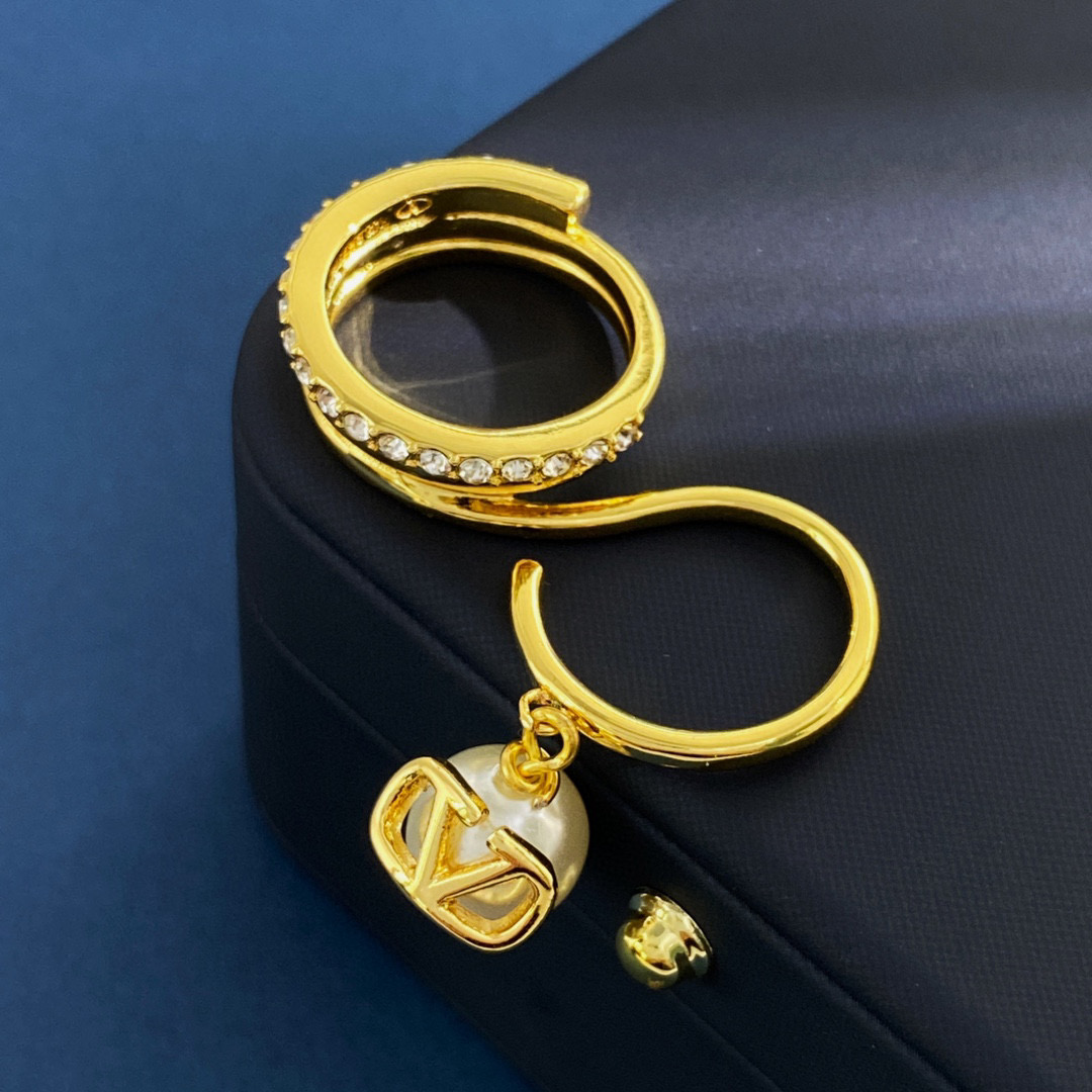 VTR009 Valentino Garavani Gold Pearl VLogo Ring - ccjewelryacc