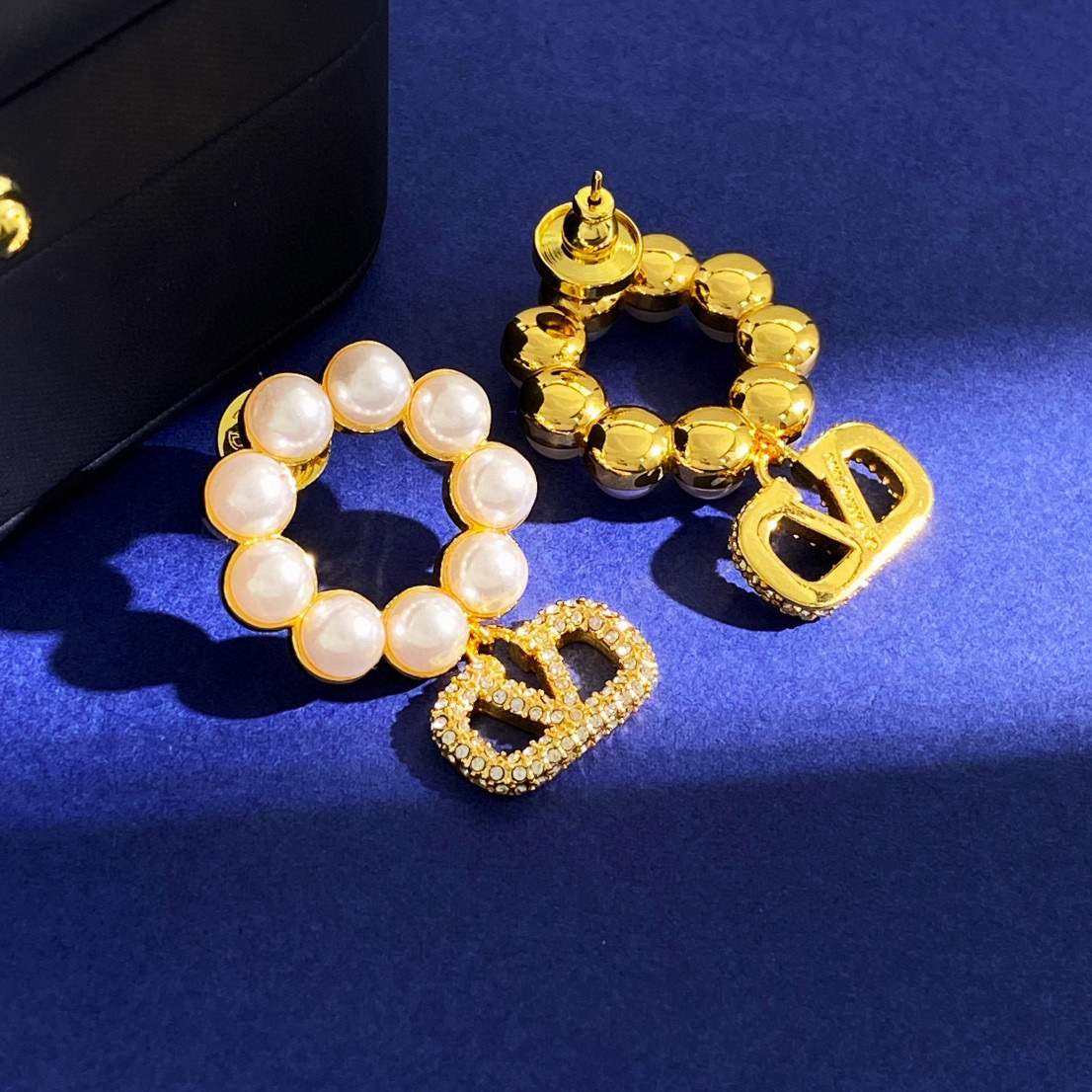 VTE097 Vlogo signature earrings with pearls drop earrings - ccjewelryacc