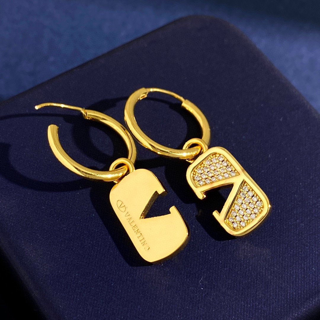 VTE103 V Logo drop Earrings - ccjewelryacc