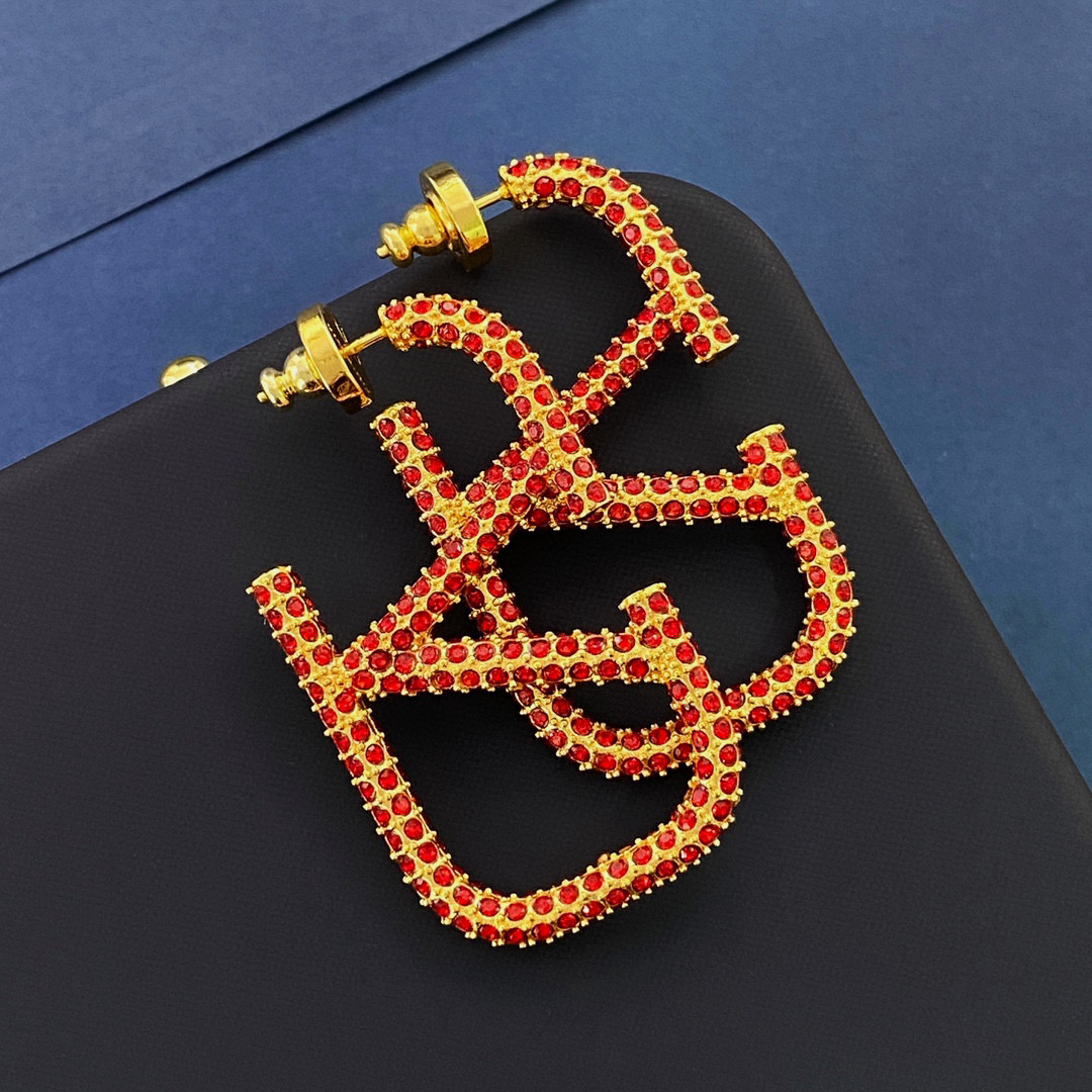 VTE118 Red crystal vlogo signature earrings in metal - ccjewelryacc