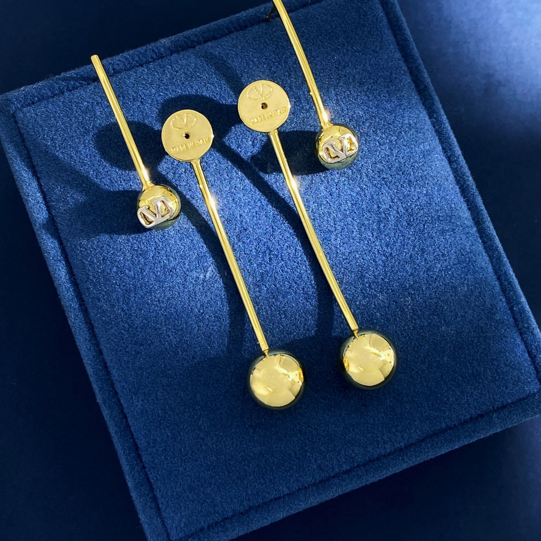 VTE089 V Logo tassels Earrings - ccjewelryacc