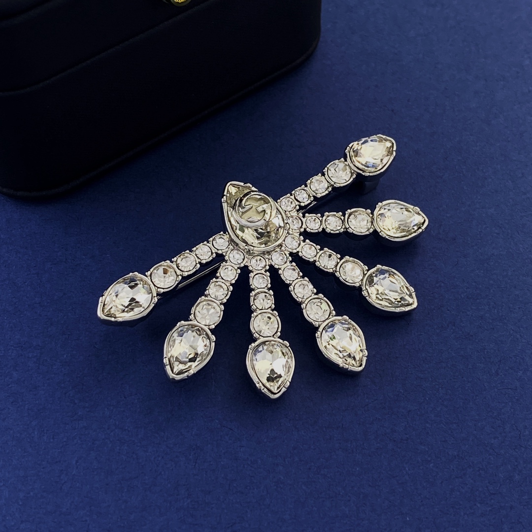 GGB022 GG Zircon brooch pin - ccjewelryacc