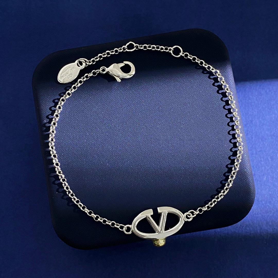 VTS020  Valentino Garavani VLOGO Moon Signature Bracelet in Metal - ccjewelryacc