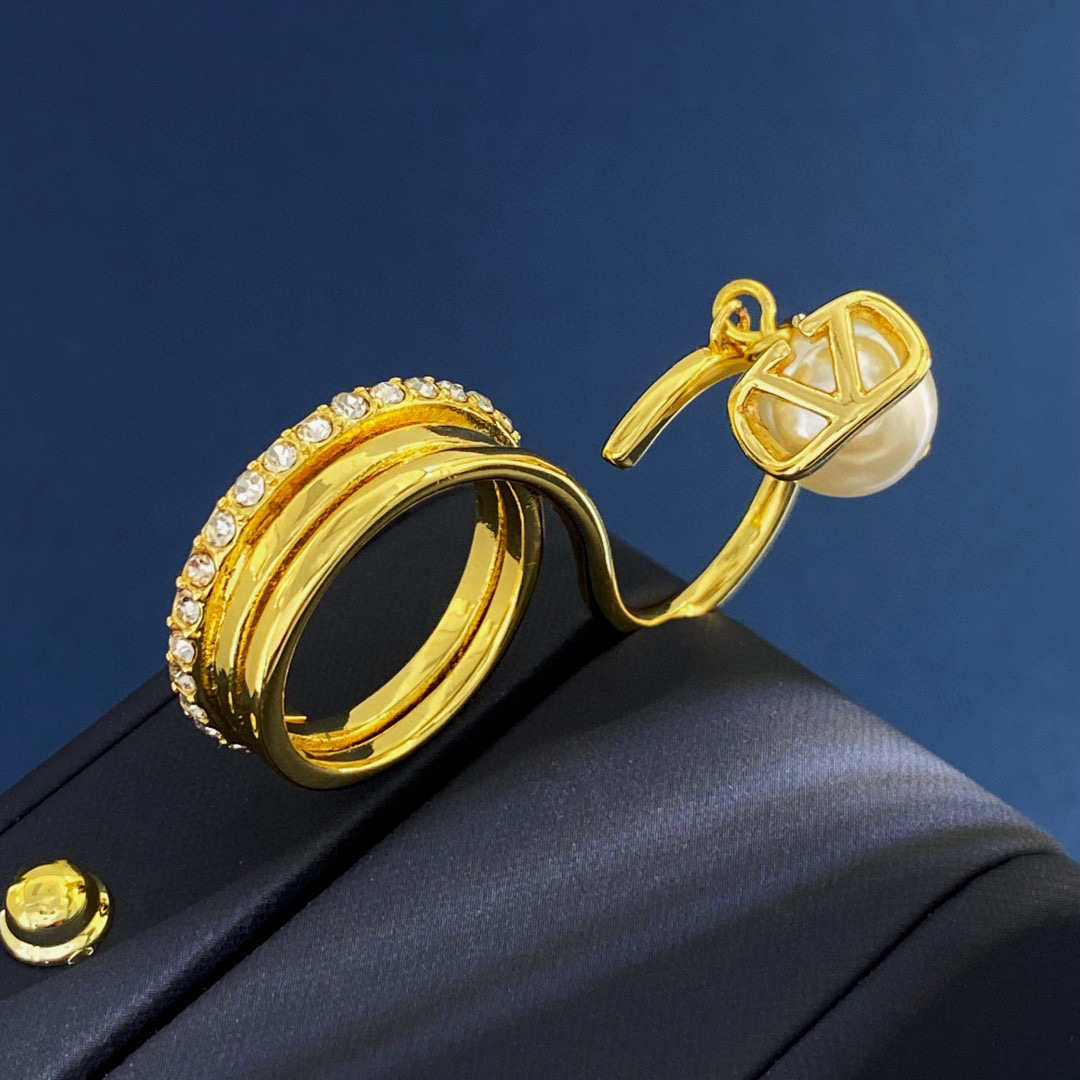VTR009 Valentino Garavani Gold Pearl VLogo Ring - ccjewelryacc