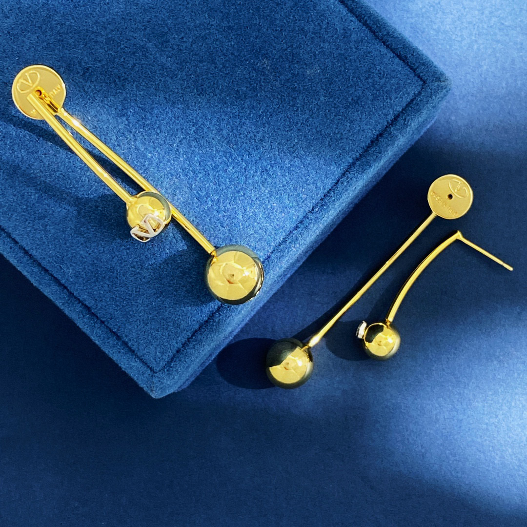 VTE089 V Logo tassels Earrings - ccjewelryacc