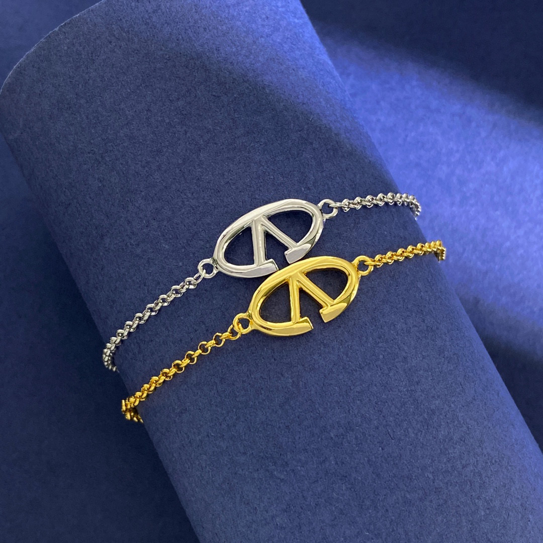 VTS020  Valentino Garavani VLOGO Moon Signature Bracelet in Metal - ccjewelryacc