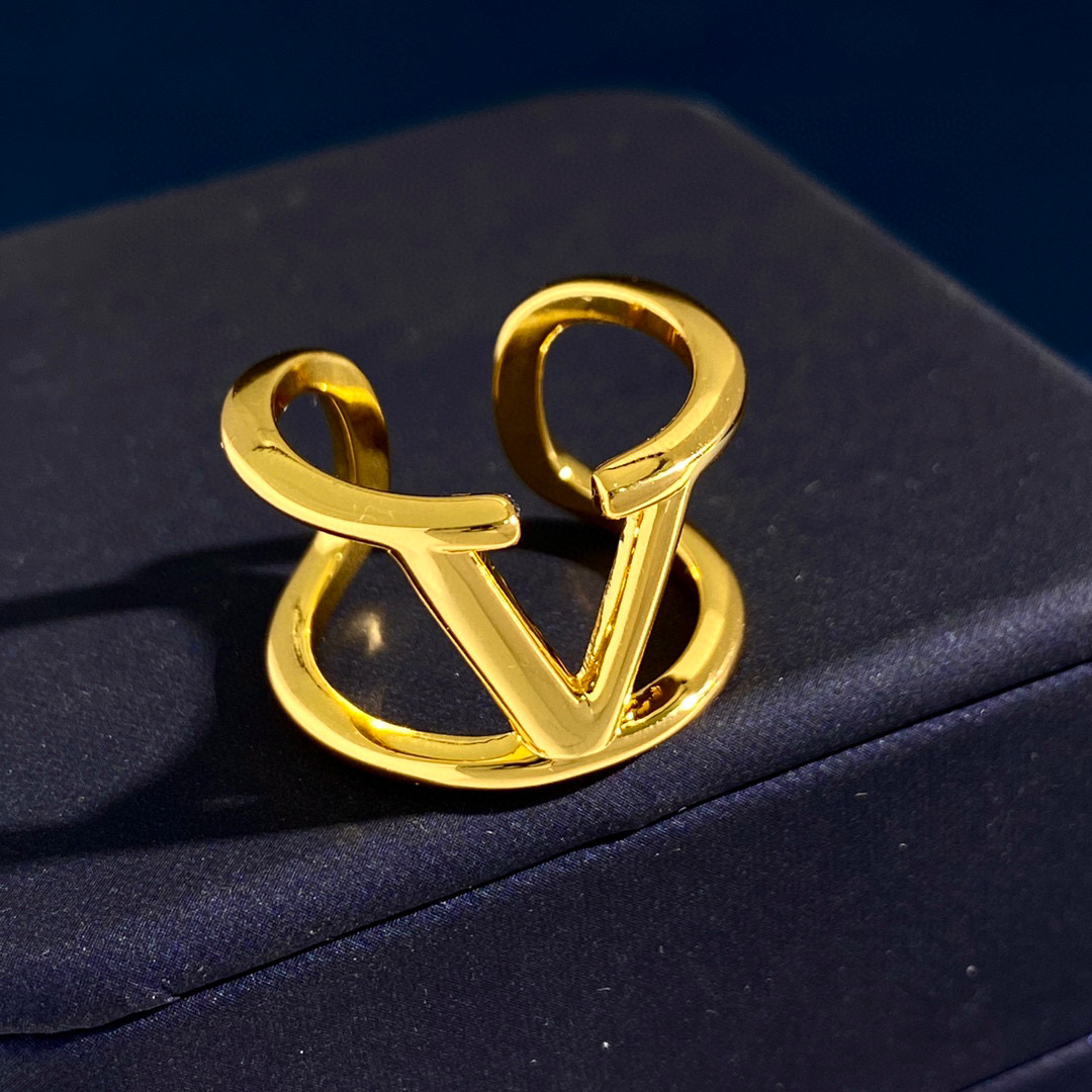 VTR015  Vlogo Signature Metal Ring - ccjewelryacc