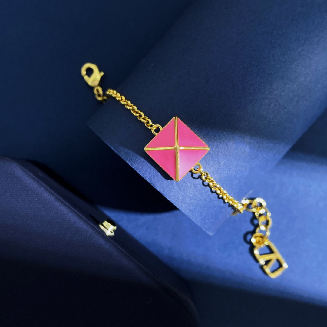 VTS021 Vlogo bracelet - ccjewelryacc