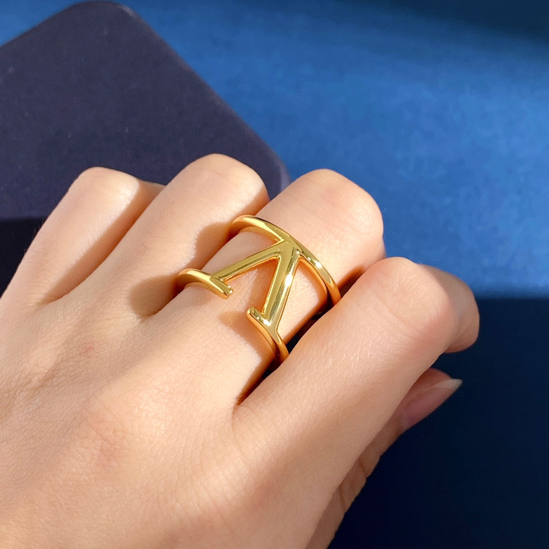 VTR015  Vlogo Signature Metal Ring - ccjewelryacc
