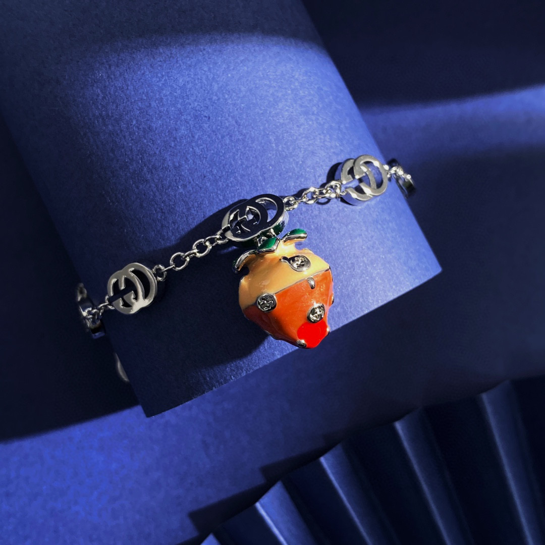 GGS037 GG strawberry Bracelet - ccjewelryacc