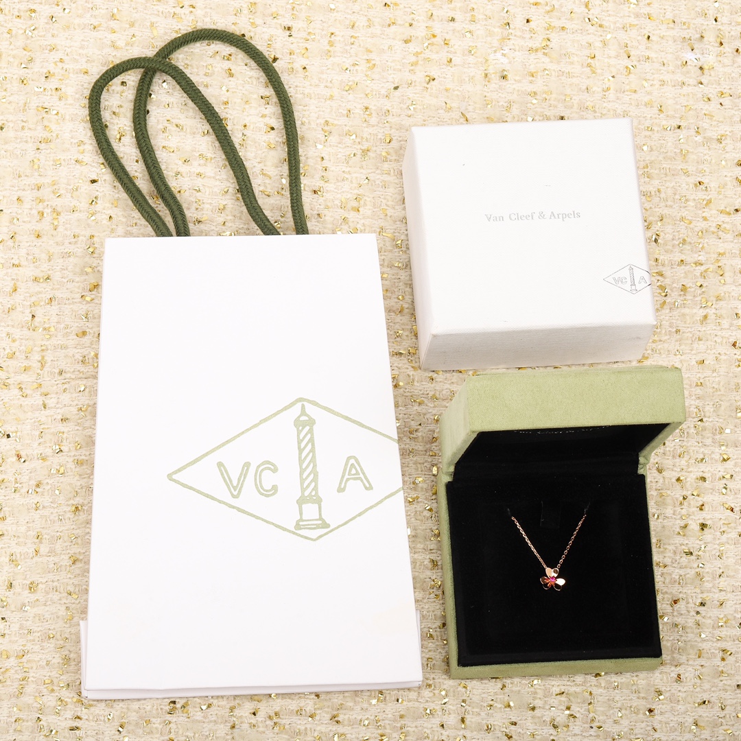 VCNS002 18k Gold and diamond Mini VCA Frivole pendant necklace - ccjewelryacc