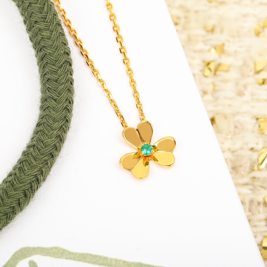 VCNS002 18k Gold and diamond Mini VCA Frivole pendant necklace - ccjewelryacc