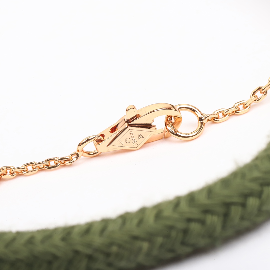 VCNS002 18k Gold and diamond Mini VCA Frivole pendant necklace - ccjewelryacc