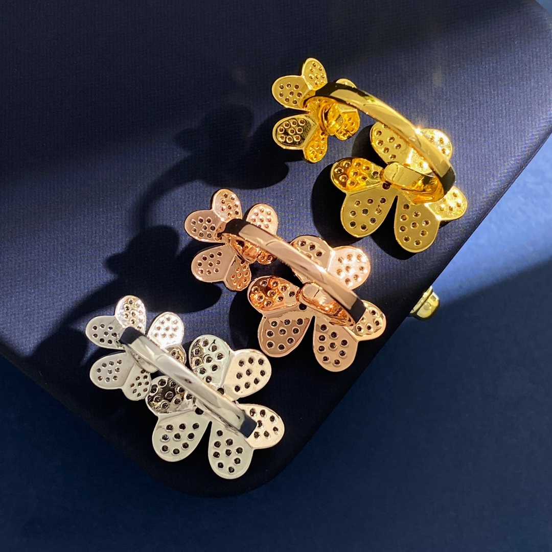 VCR002  Full crystal diamond Frivole Between the Finger ring - ccjewelryacc