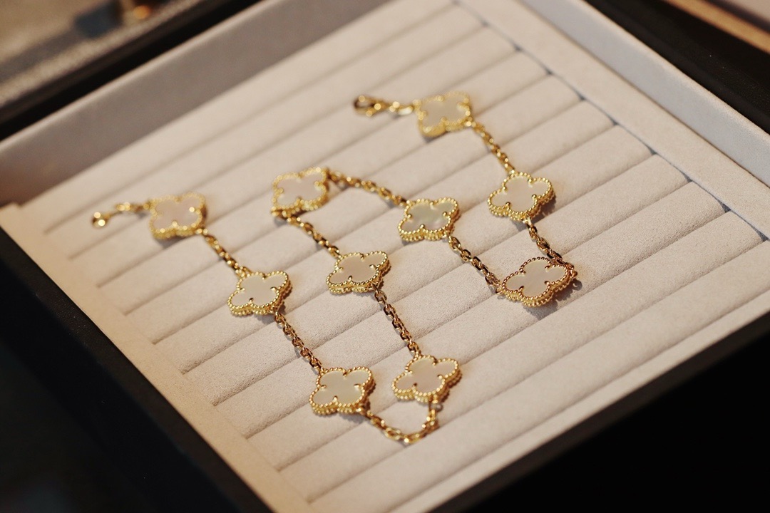 VCN075 Vintage Alhambra necklace 10 motifs - ccjewelryacc