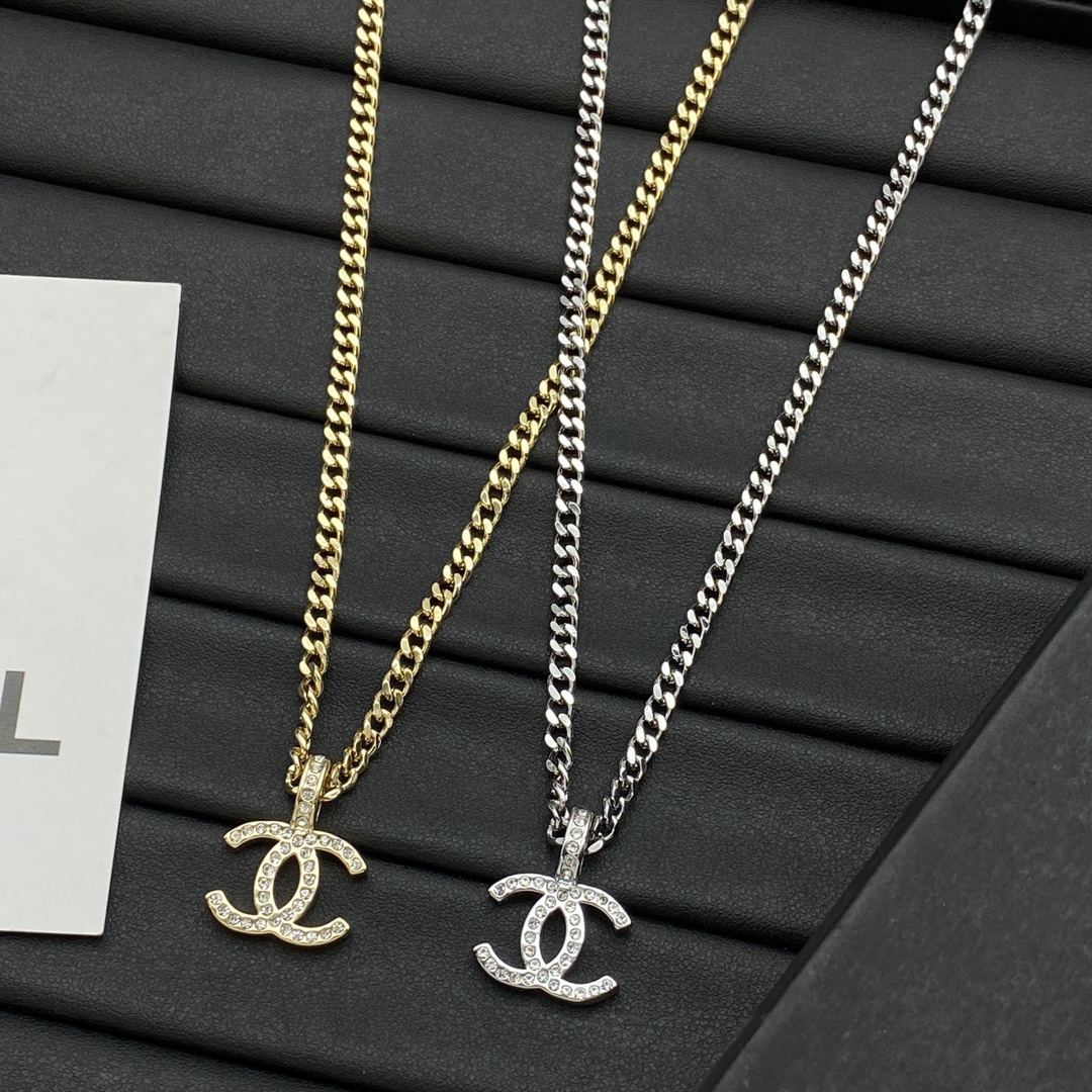 CCN380 CC Pendant Necklace - ccjewelryacc