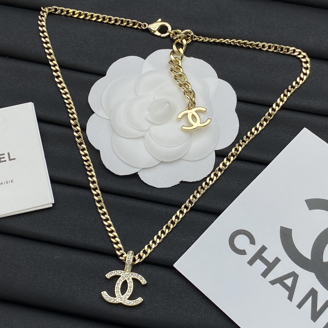 CCN380 CC Pendant Necklace - ccjewelryacc