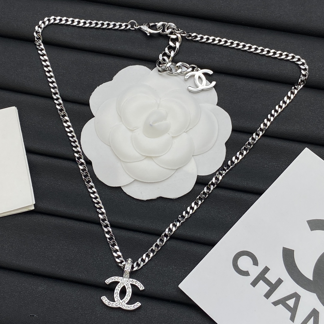 CCN380 CC Pendant Necklace - ccjewelryacc