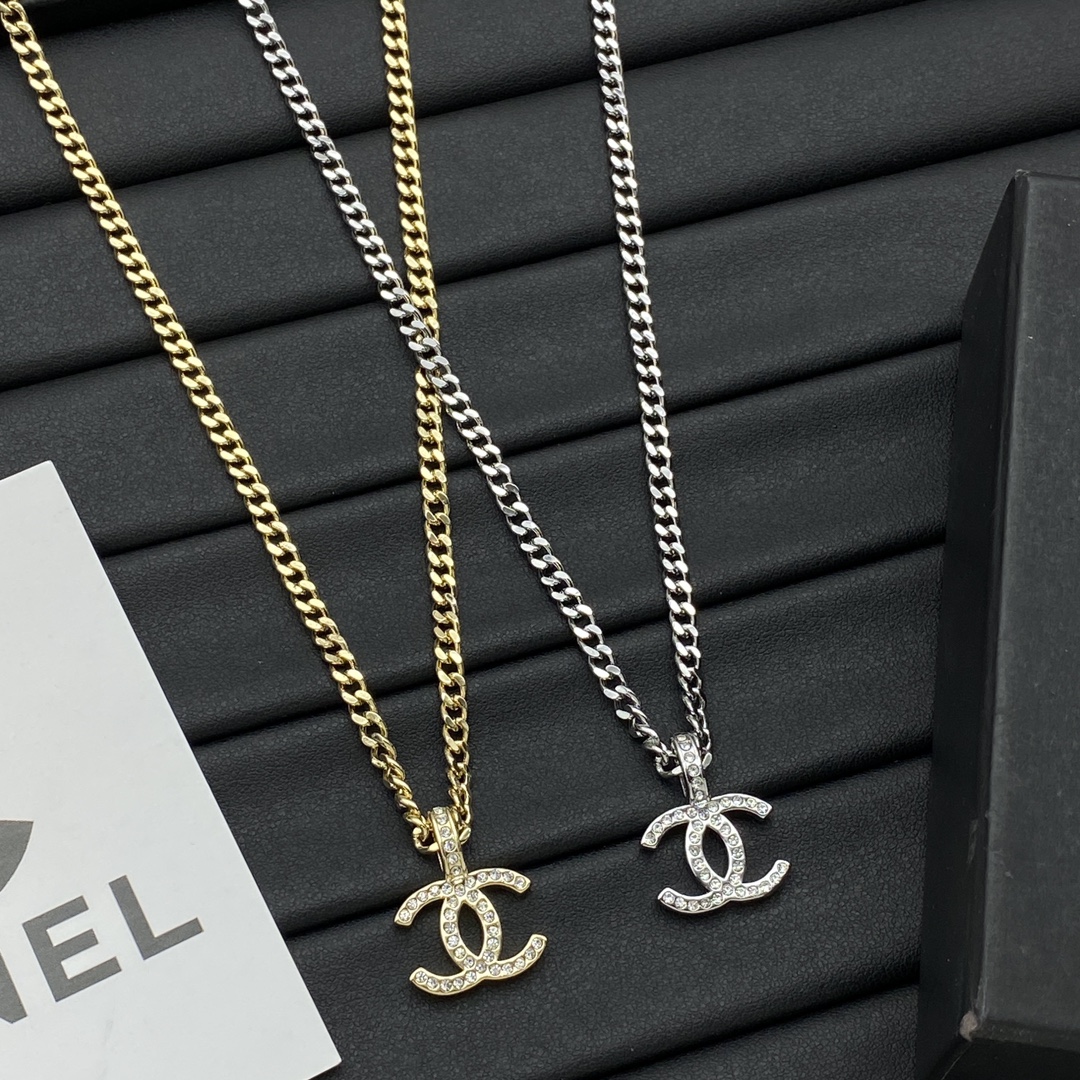 CCN380 CC Pendant Necklace - ccjewelryacc