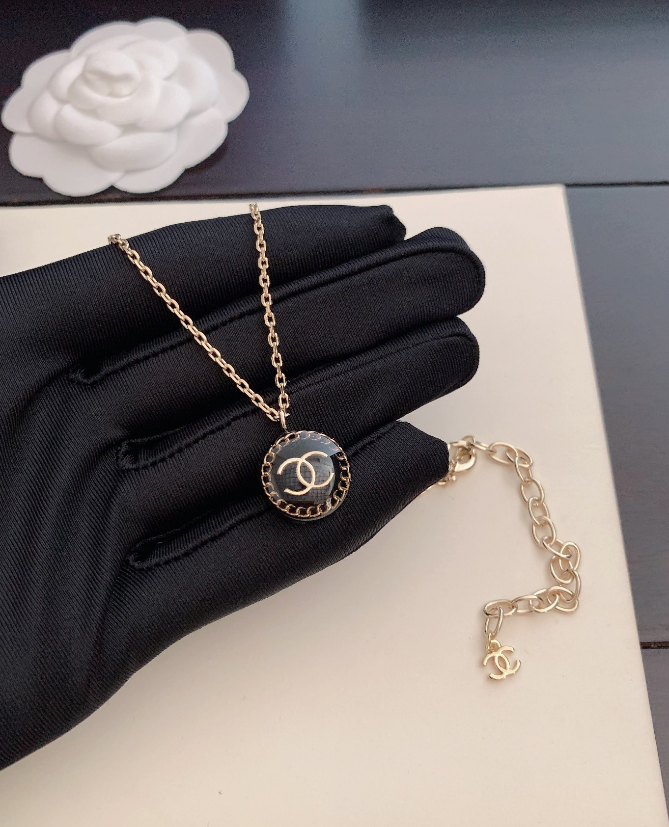 CCN363 CC Pendant Necklace - ccjewelryacc