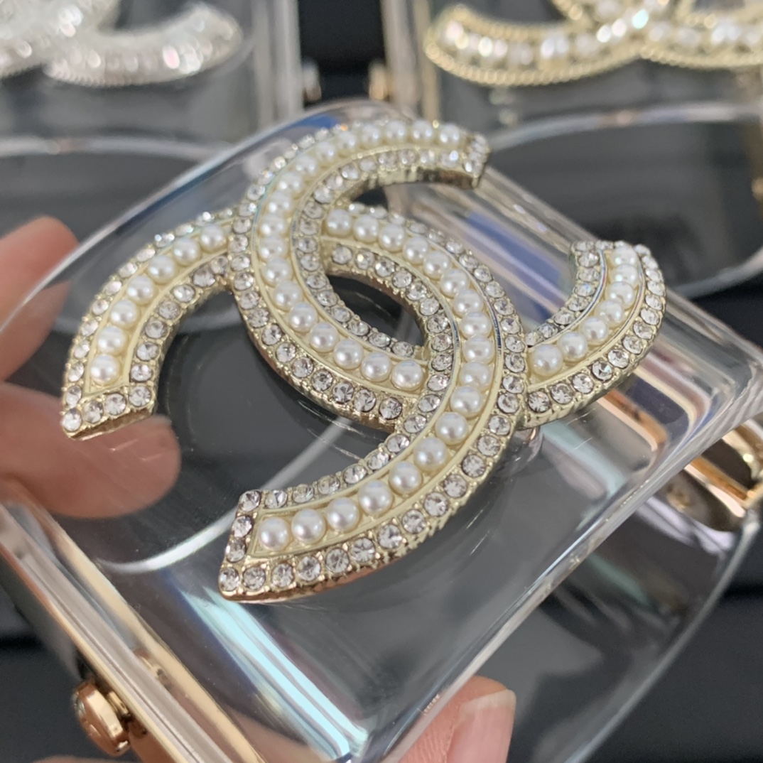 CCS065 CC acrylic cuff bracelet - ccjewelryacc