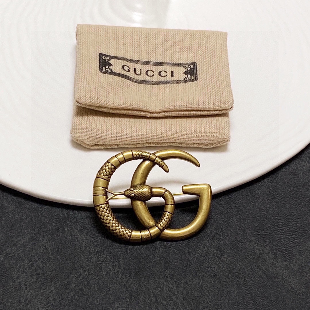 GGB048 Vintage snake GG Logo Brooch - ccjewelryacc