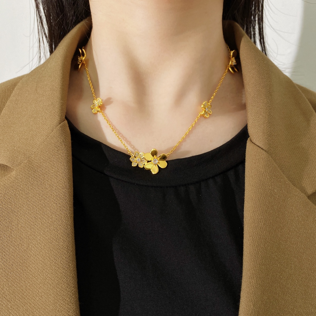 VCN008 VCA frivole necklace 8 Motif - ccjewelryacc