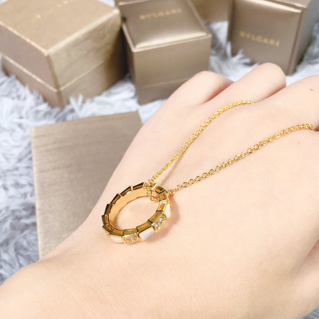 BGN017 Mother of pearl and diamond Serpenti viper necklace - ccjewelryacc