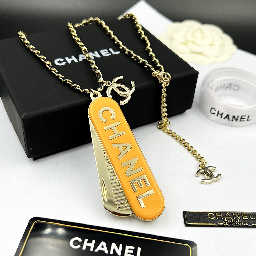 CCL059 CC comb Pendant necklace sweater chain - ccjewelryacc