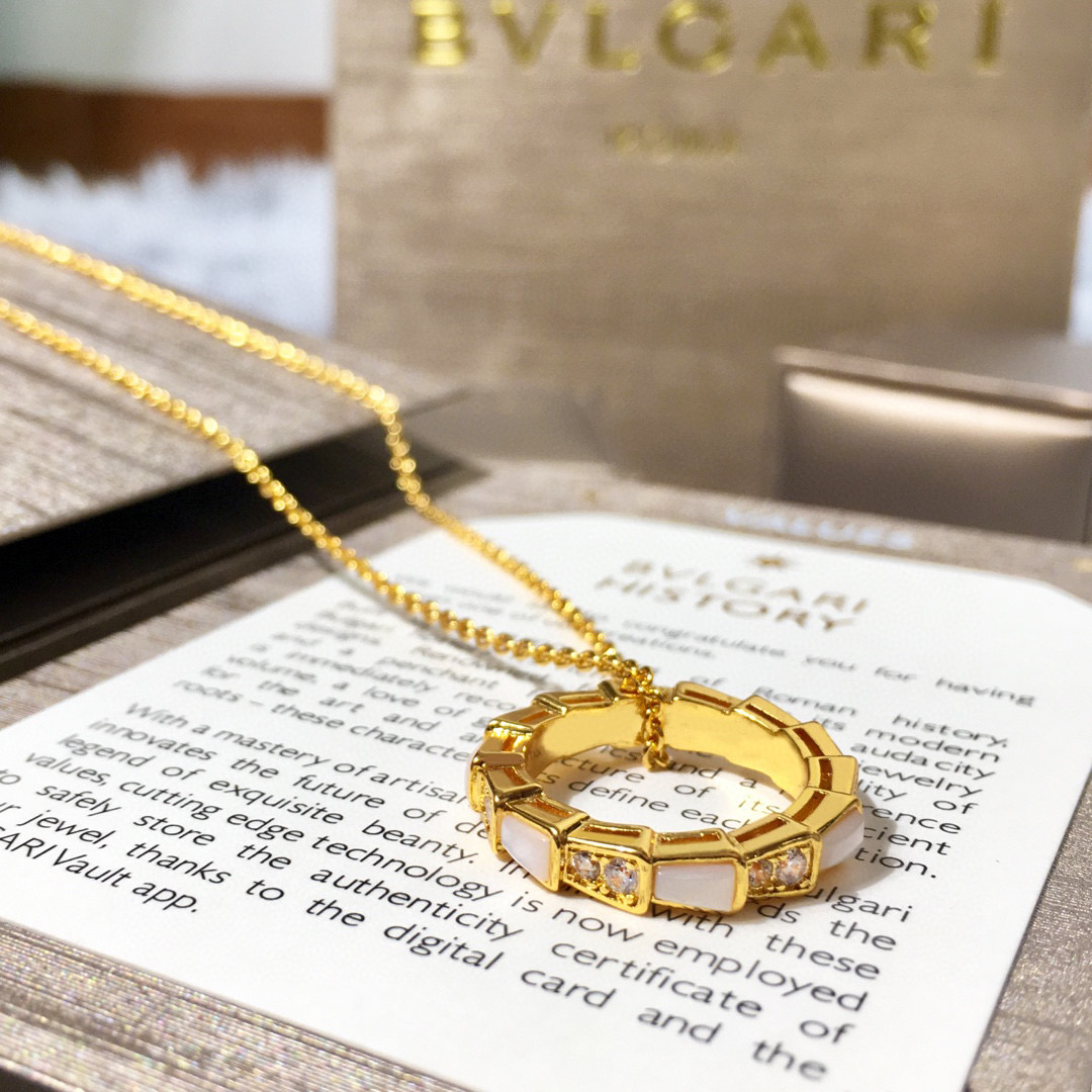 BGN017 Mother of pearl and diamond Serpenti viper necklace - ccjewelryacc