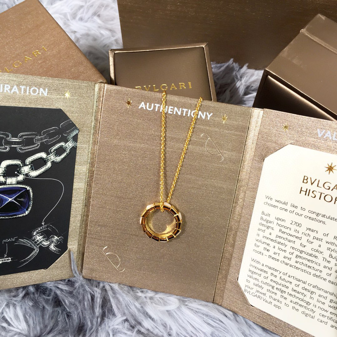 BGN017 Mother of pearl and diamond Serpenti viper necklace - ccjewelryacc