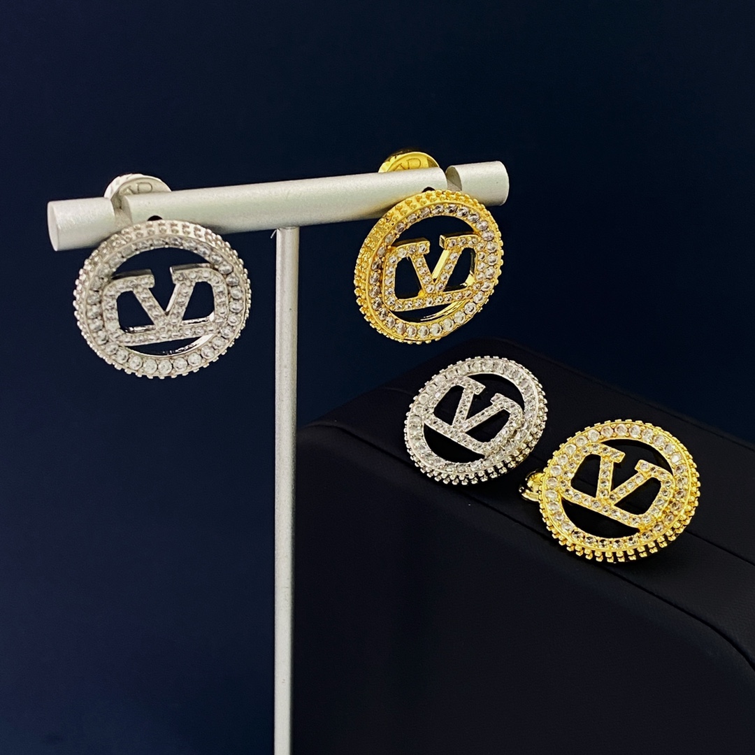 VTE017 V logo earring - ccjewelryacc