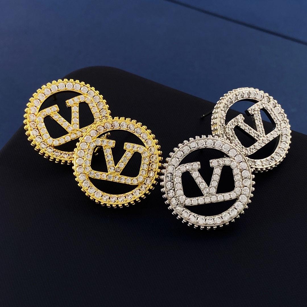 VTE017 V logo earring - ccjewelryacc