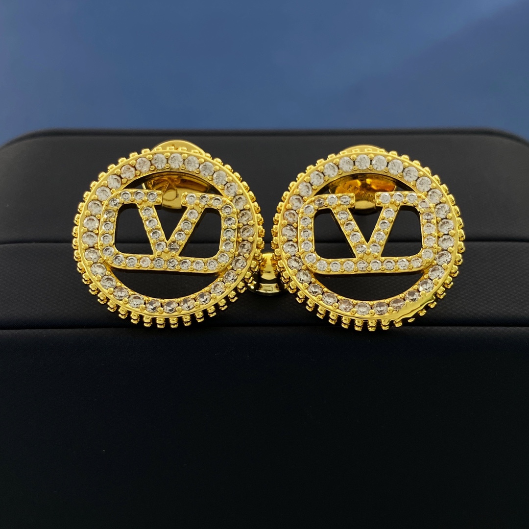 VTE017 V logo earring - ccjewelryacc