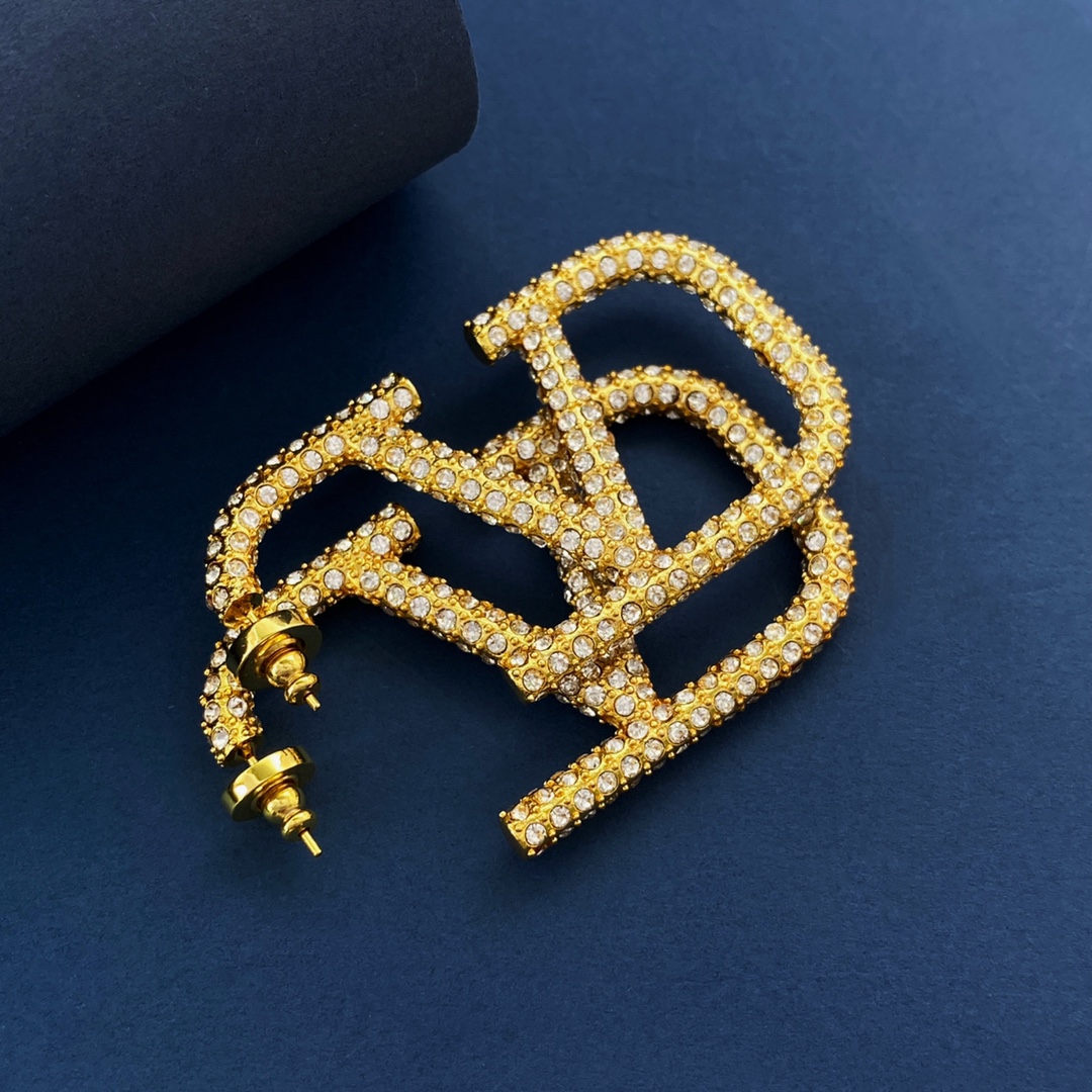 VTE107 6cm Large vlogo signature hoop earrings in metal and crystal - ccjewelryacc