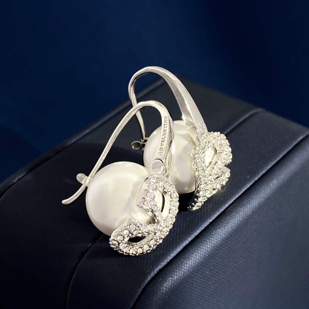 VTE028  Valentino Garavani Gold VLogo Signature Earrings - ccjewelryacc