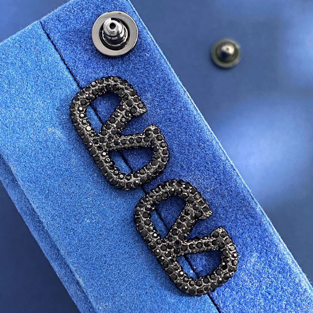 VTE010 Valentino Garavani Vlogo Signature Earrings in Metal Black Crystals - ccjewelryacc