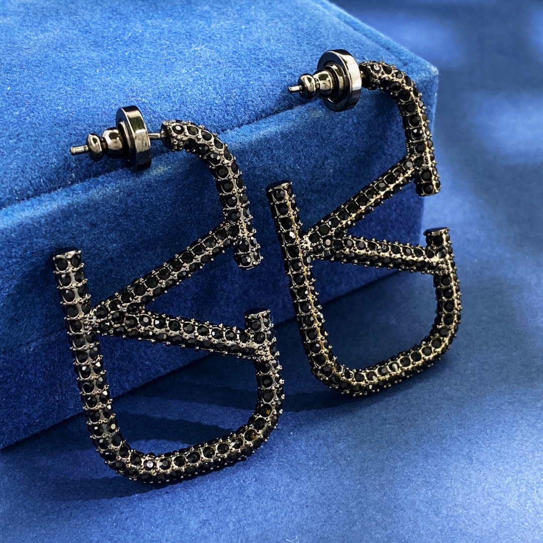 VTE010 Valentino Garavani Vlogo Signature Earrings in Metal Black Crystals - ccjewelryacc