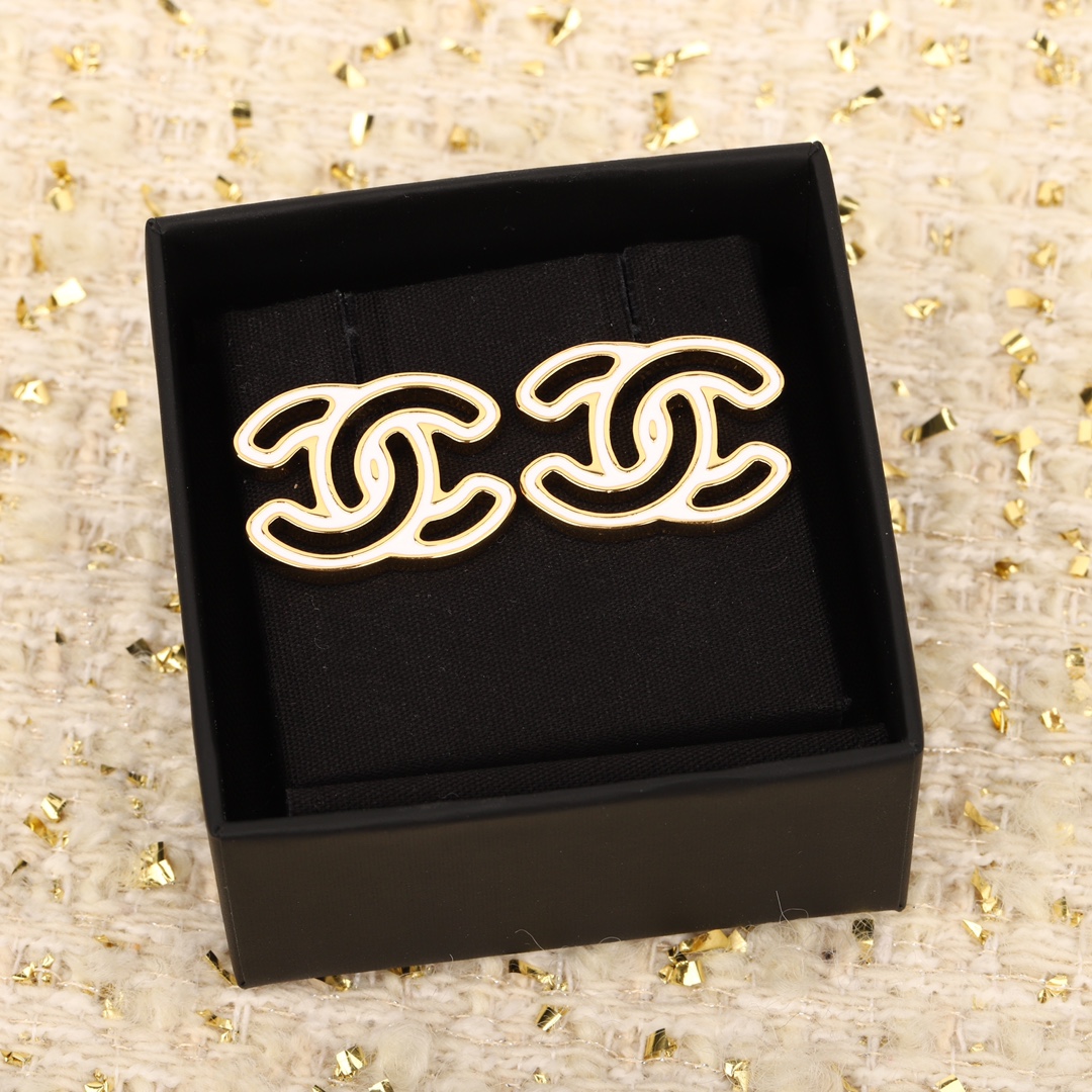 CCE750 24A enamel CC earrings - ccjewelryacc