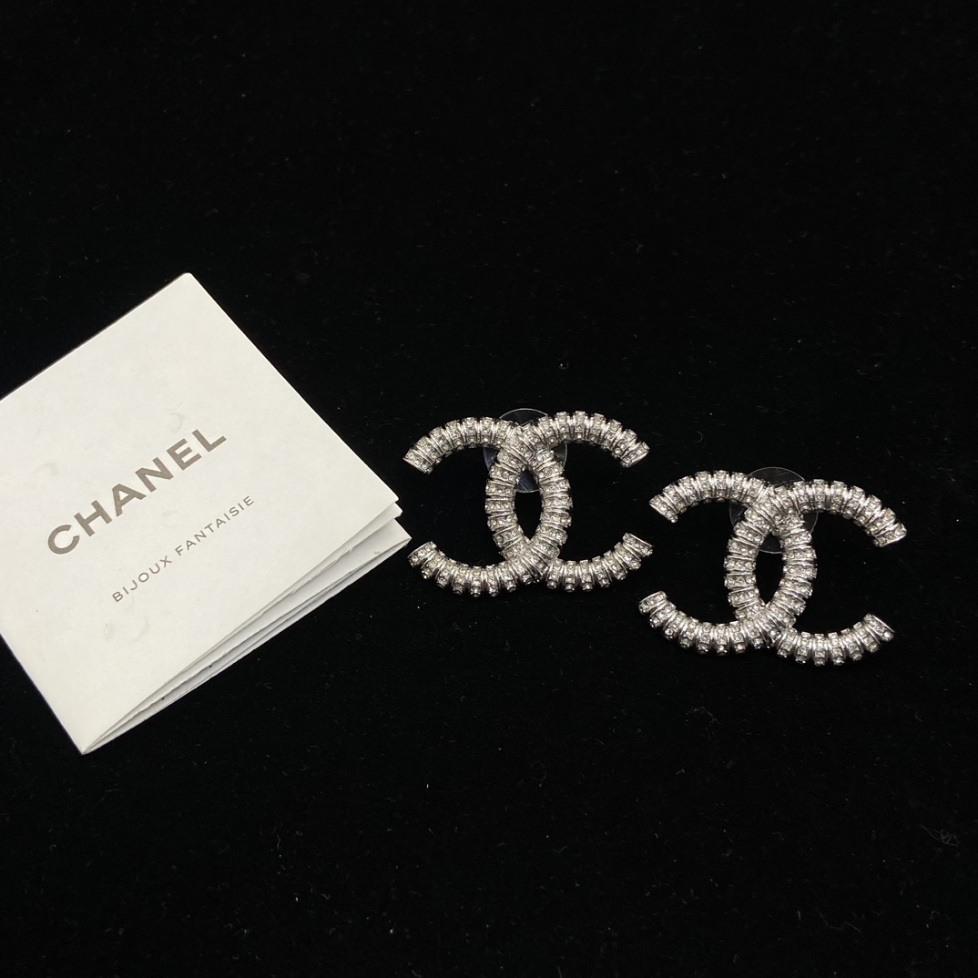 CCE758 CC Stud earrings - ccjewelryacc