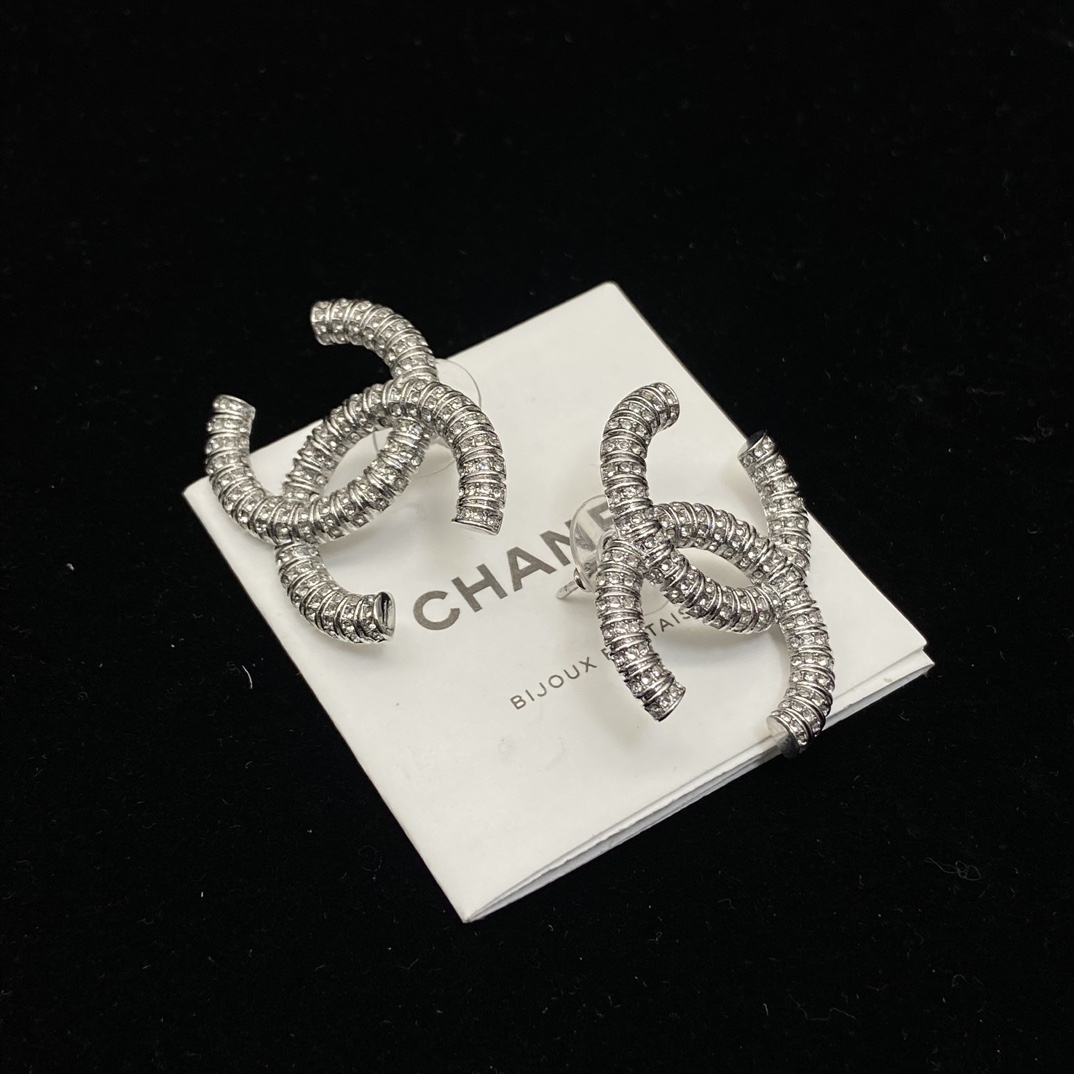 CCE758 CC Stud earrings - ccjewelryacc