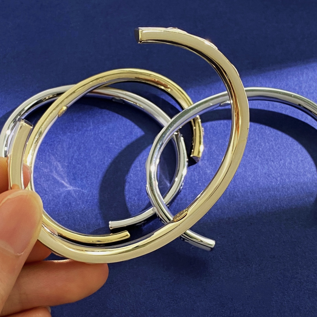 CCS062 CC 24p enamel cuff Bracelet - ccjewelryacc