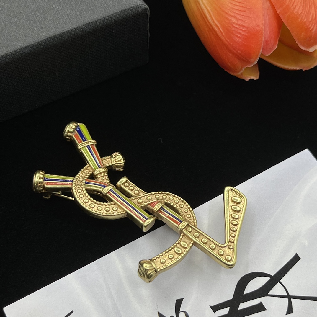 BYB002  Yves logo brooch pin - ccjewelryacc