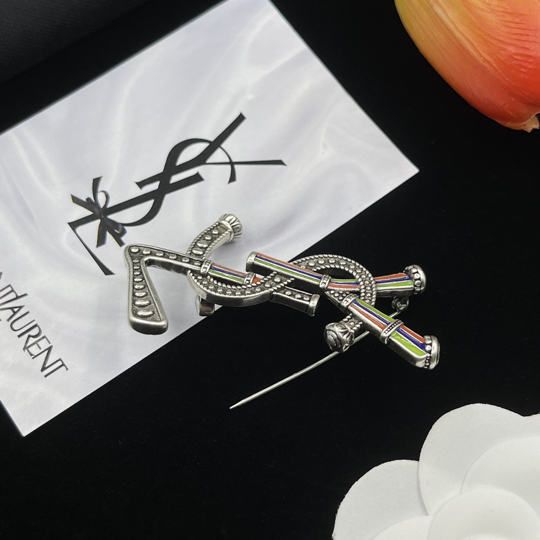 BYB002  Yves logo brooch pin - ccjewelryacc