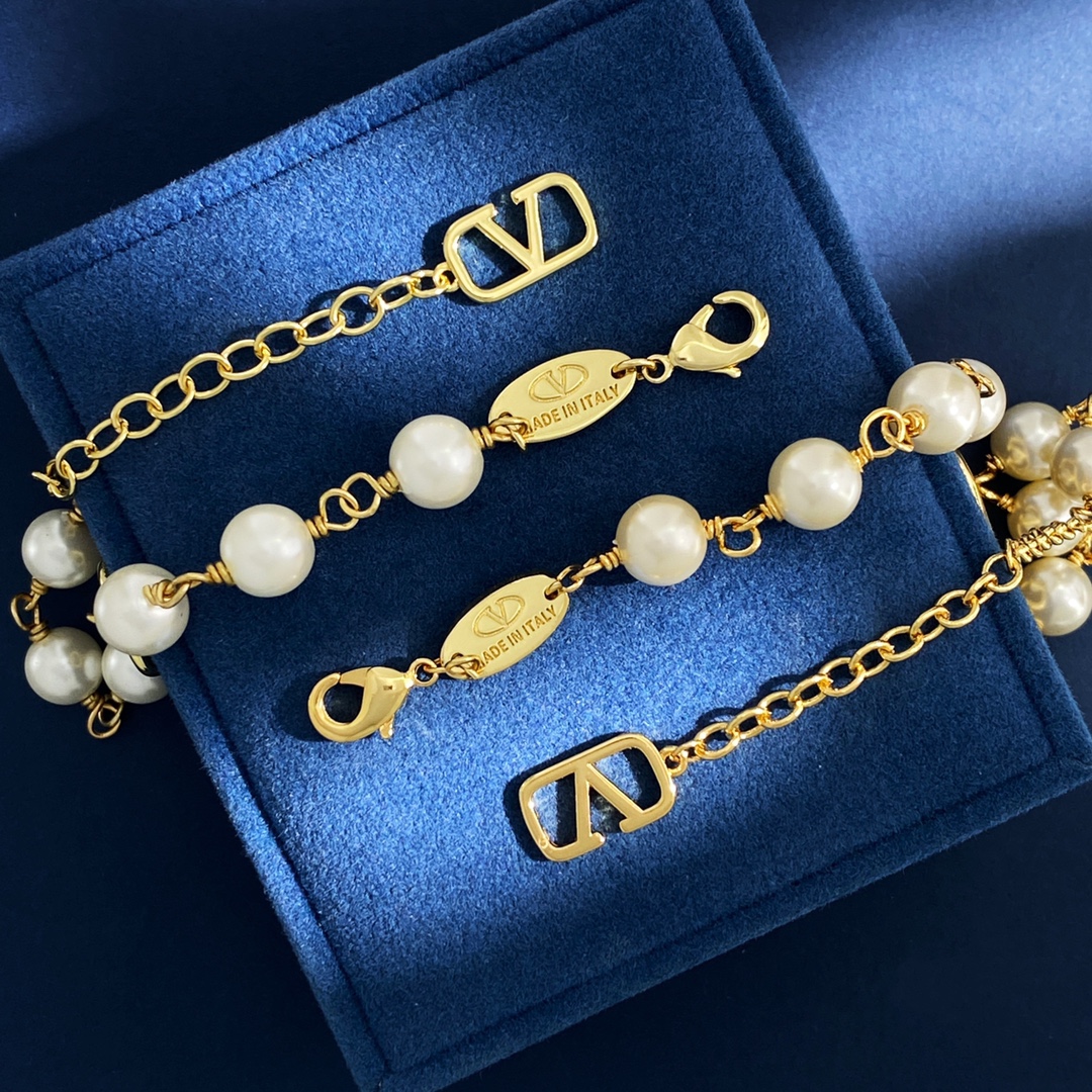 VTN036 Valentino Garavani VLogo Signature pearl choker necklace bracelet earrins - ccjewelryacc