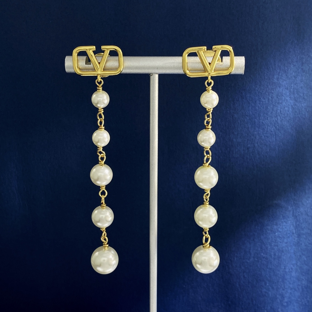 VTN036 Valentino Garavani VLogo Signature pearl choker necklace bracelet earrins - ccjewelryacc