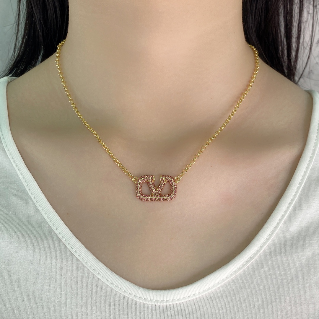 VTN013 Purple crystal v logo necklace bracelet stud earrings - ccjewelryacc