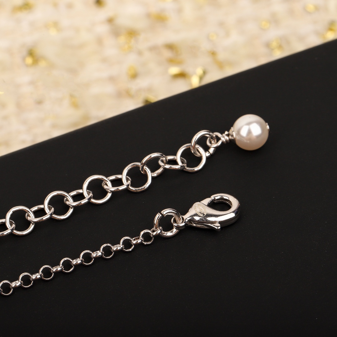 CCN428 CC 24s double c logo pendant necklace - ccjewelryacc