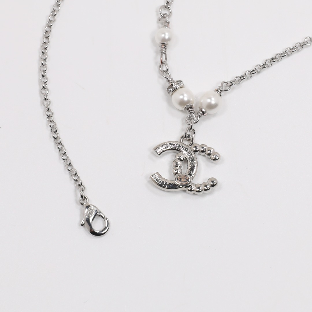 CCN438 CC 24A double c logo Pendant necklace - ccjewelryacc
